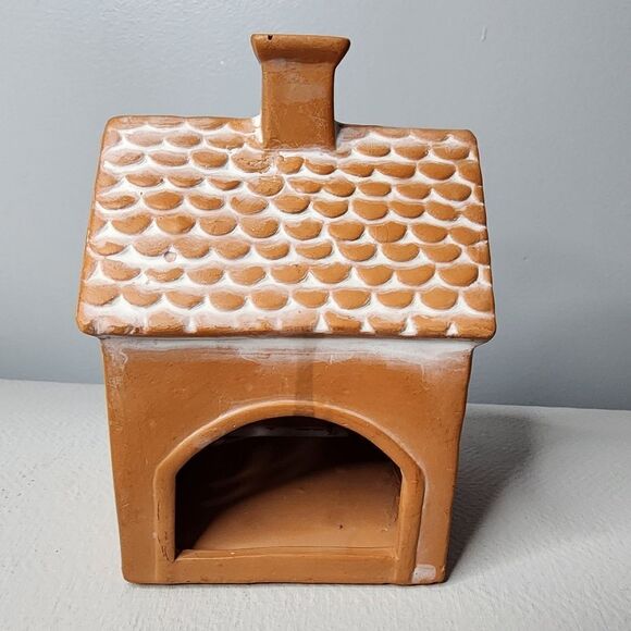 Terra Cotta Gingerbread House Tealight Holder - Picture 4 of 8